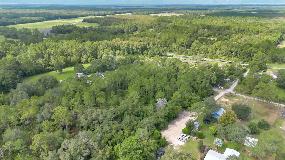 FARMINGDALE ROAD Clermont, FL 34714