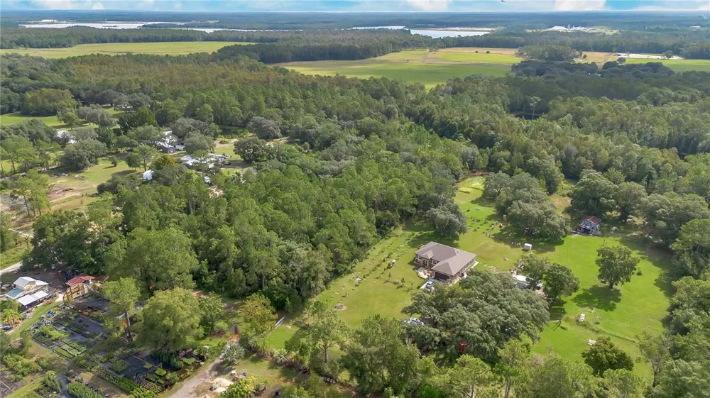 FARMINGDALE ROAD Clermont, FL 34714