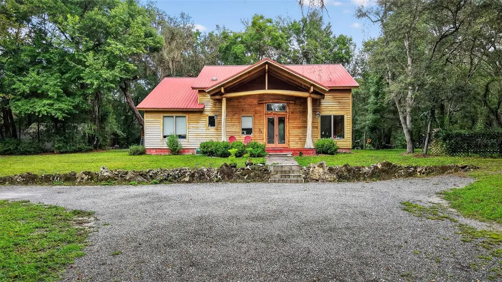 1862 S US 301 Sumterville, FL 33585