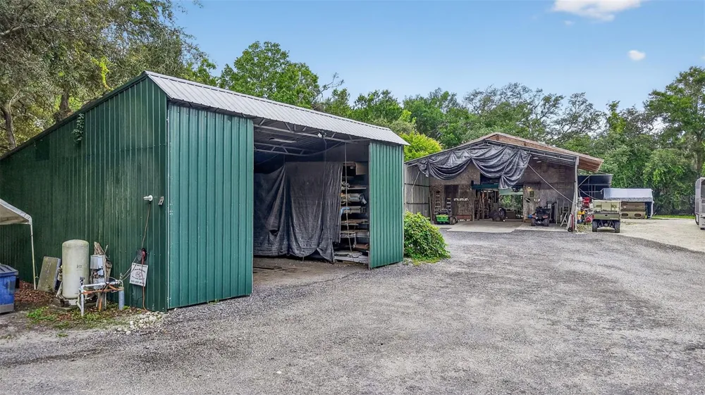 1862 S US 301 Sumterville, FL 33585
