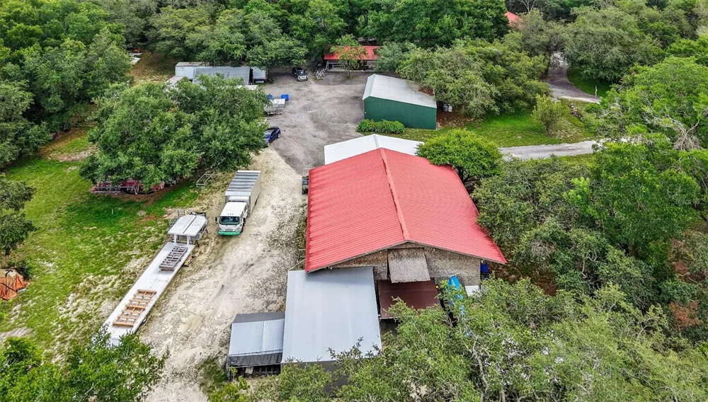 1862 S US 301 Sumterville, FL 33585
