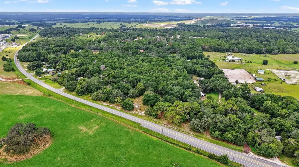 1862 S US 301 Sumterville, FL 33585