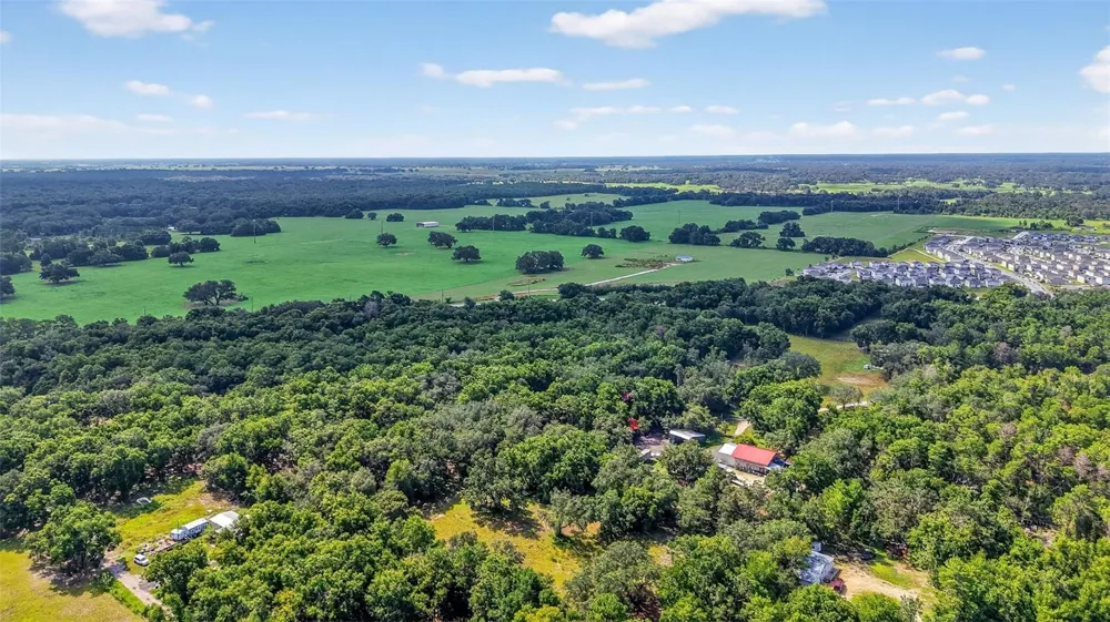 1862 S US 301 Sumterville, FL 33585