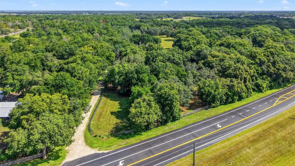 1862 S US 301 Sumterville, FL 33585