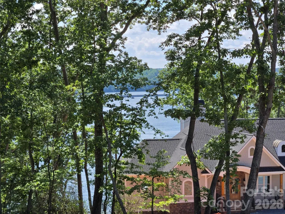 178 Kingfisher Court #29 Badin Lake, NC 28127
