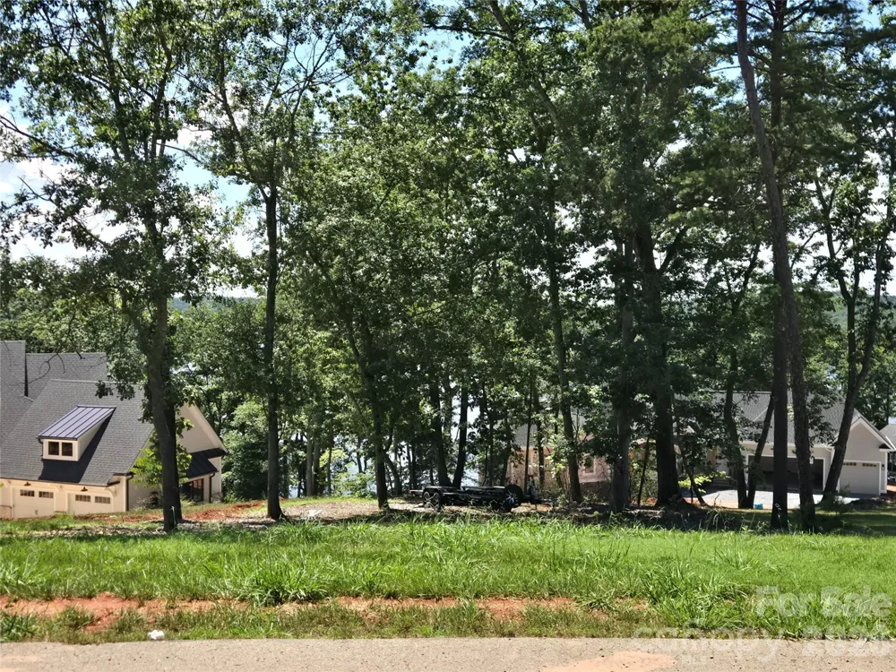 178 Kingfisher Court #29 Badin Lake, NC 28127