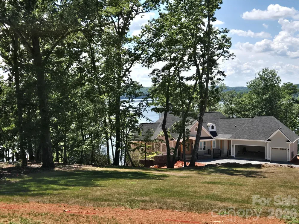 178 Kingfisher Court #29 Badin Lake, NC 28127