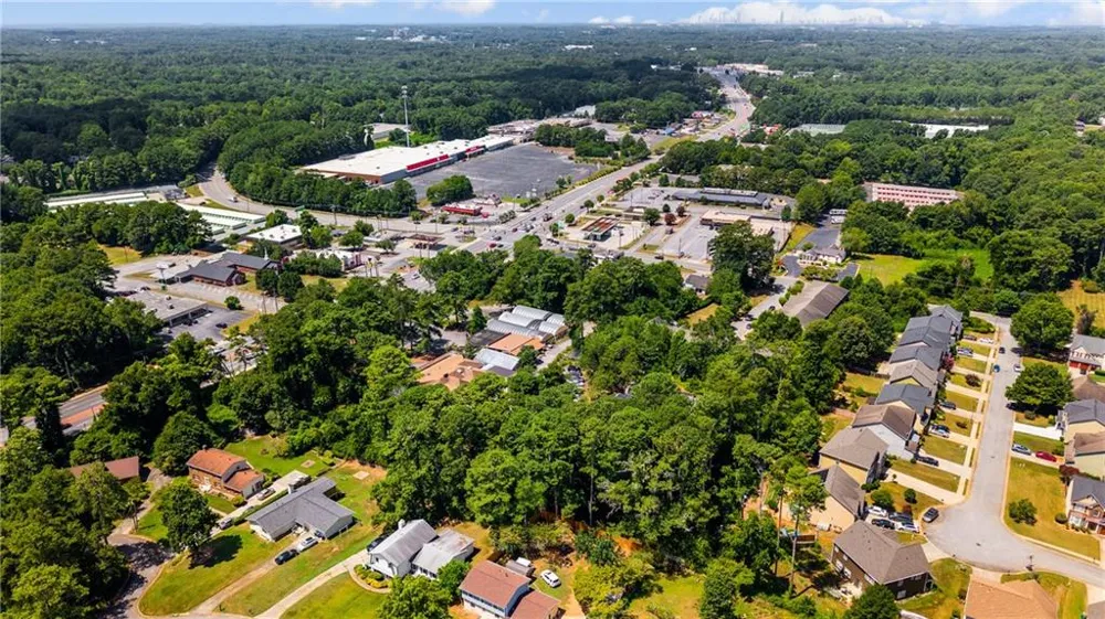 5706 Memorial Drive Stone Mountain, GA 30083