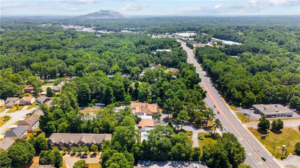 5706 Memorial Drive Stone Mountain, GA 30083