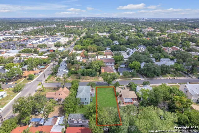 122 W Norwood Ct San Antonio, TX 78212