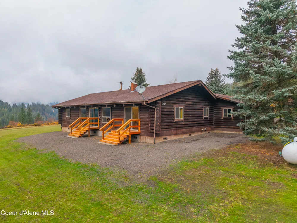 1383 Cedar Ridge Road Kendrick, ID 83537