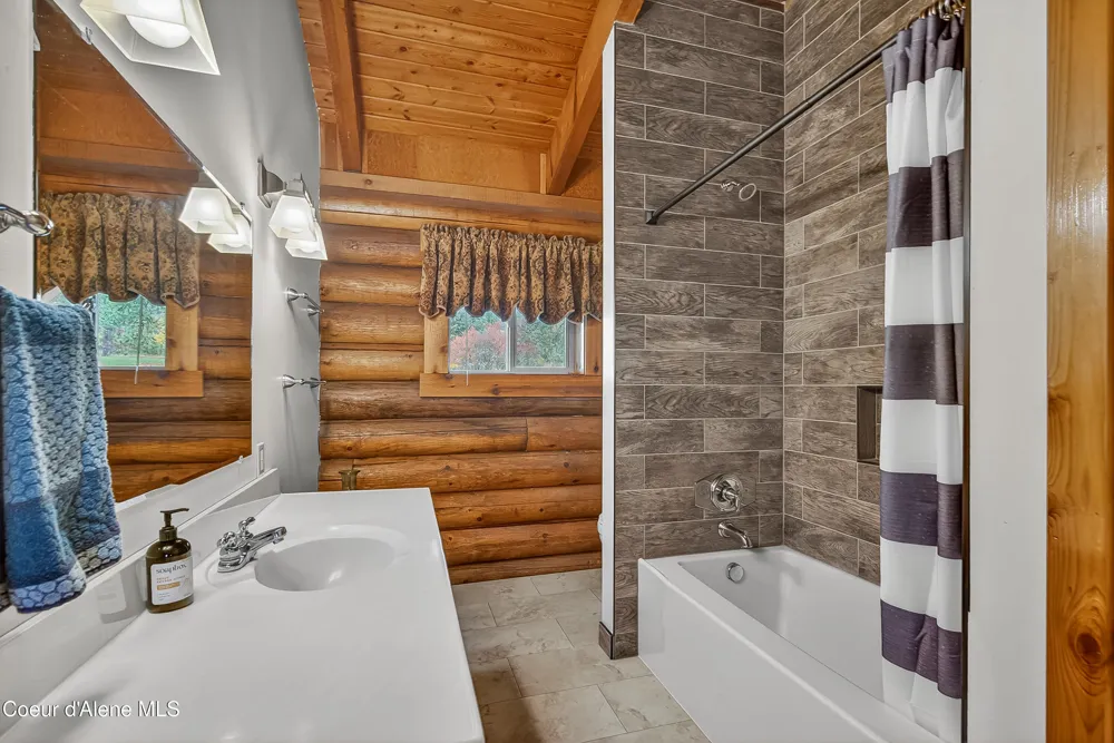 1383 Cedar Ridge Road Kendrick, ID 83537