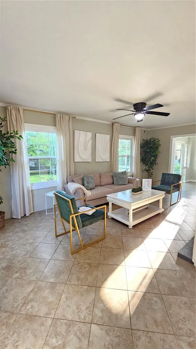 13603 E 92 HIGHWAY Dover, FL 33527