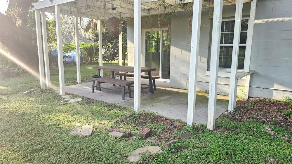 13603 E 92 HIGHWAY Dover, FL 33527