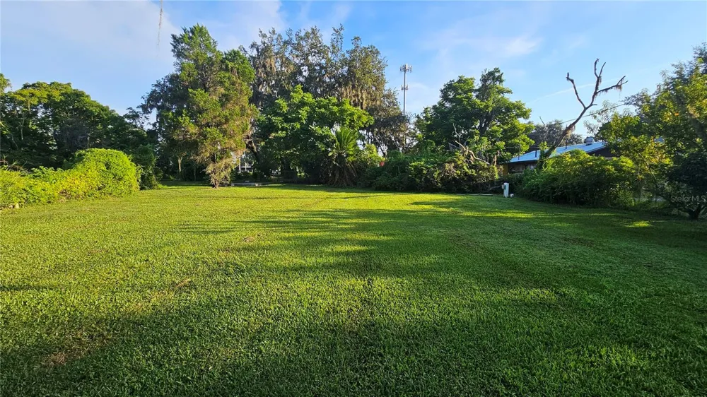 13603 E 92 HIGHWAY Dover, FL 33527