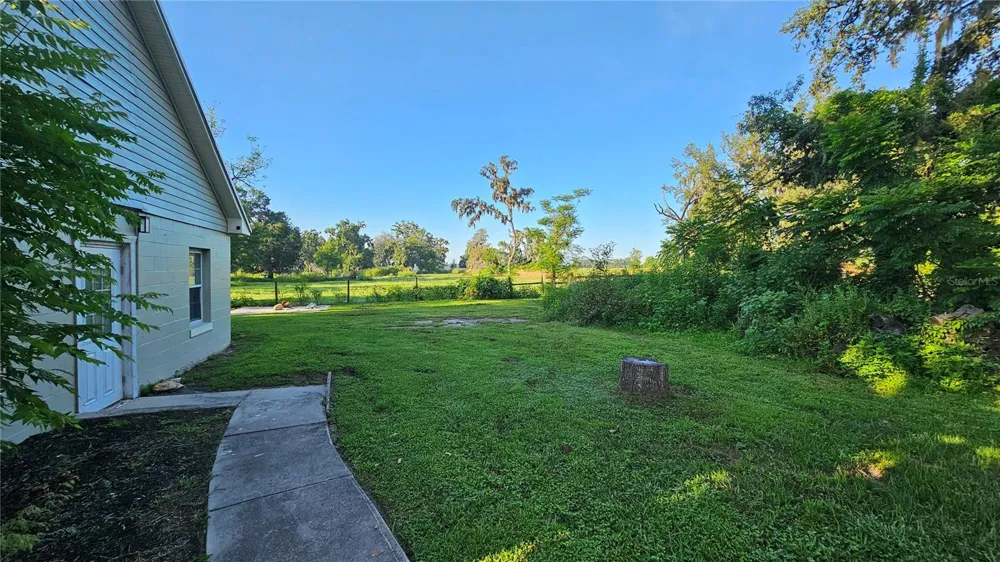 13603 E 92 HIGHWAY Dover, FL 33527