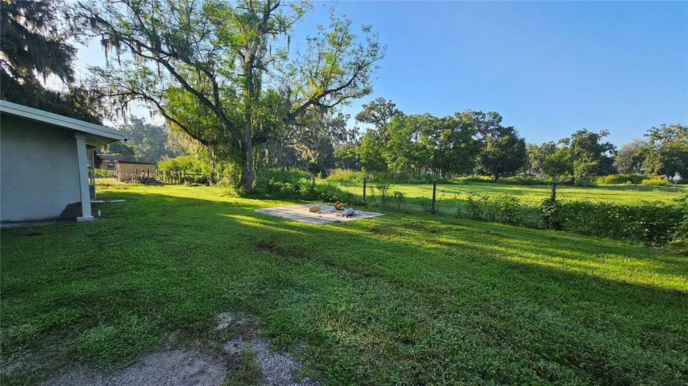 13603 E 92 HIGHWAY Dover, FL 33527