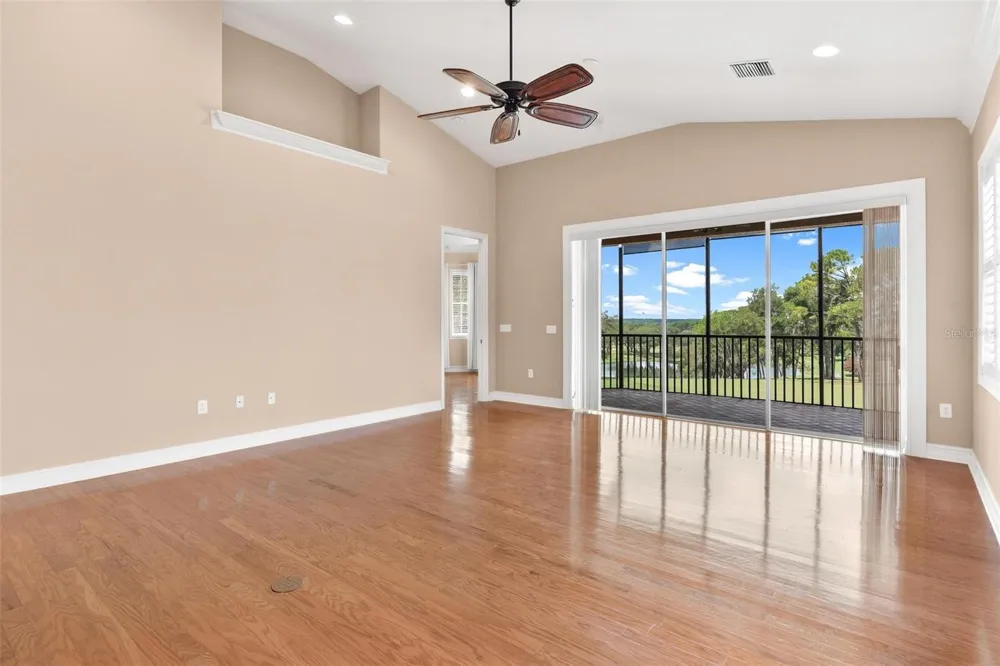 14 CAMINO REAL BOULEVARD #14 Howey In The Hills, FL 34737