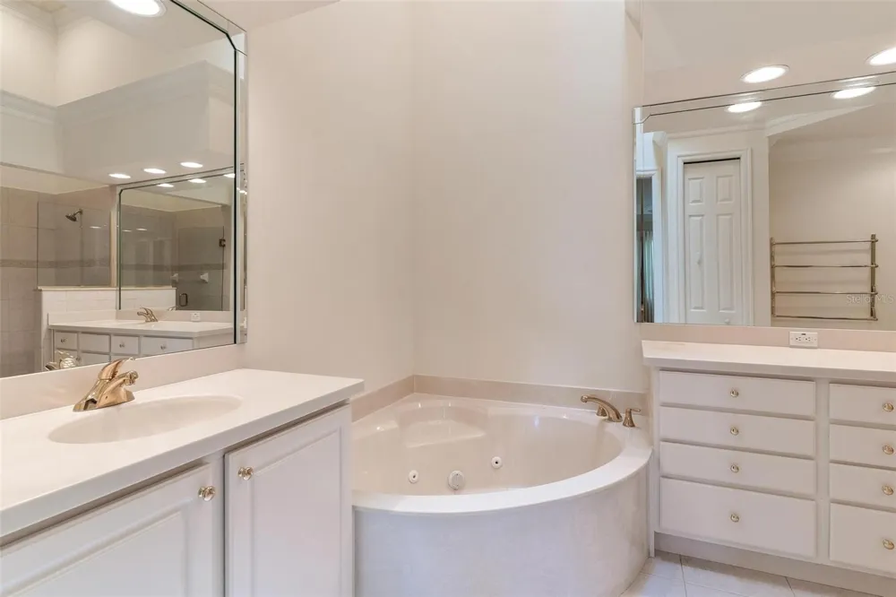 14 CAMINO REAL BOULEVARD #14 Howey In The Hills, FL 34737