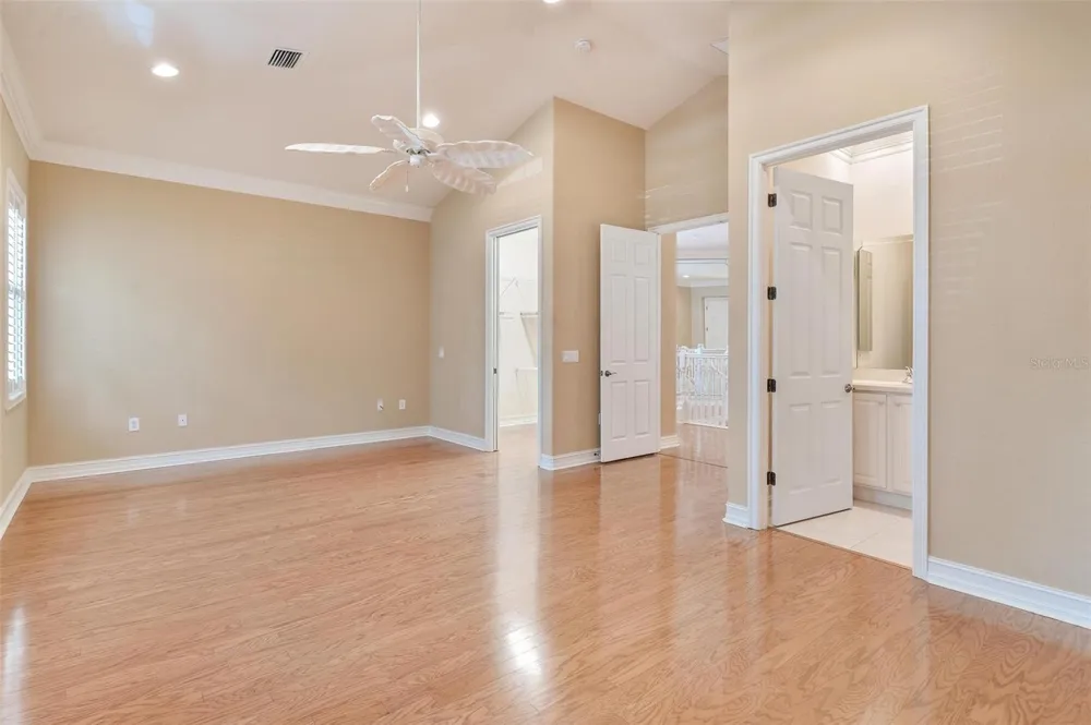 14 CAMINO REAL BOULEVARD #14 Howey In The Hills, FL 34737