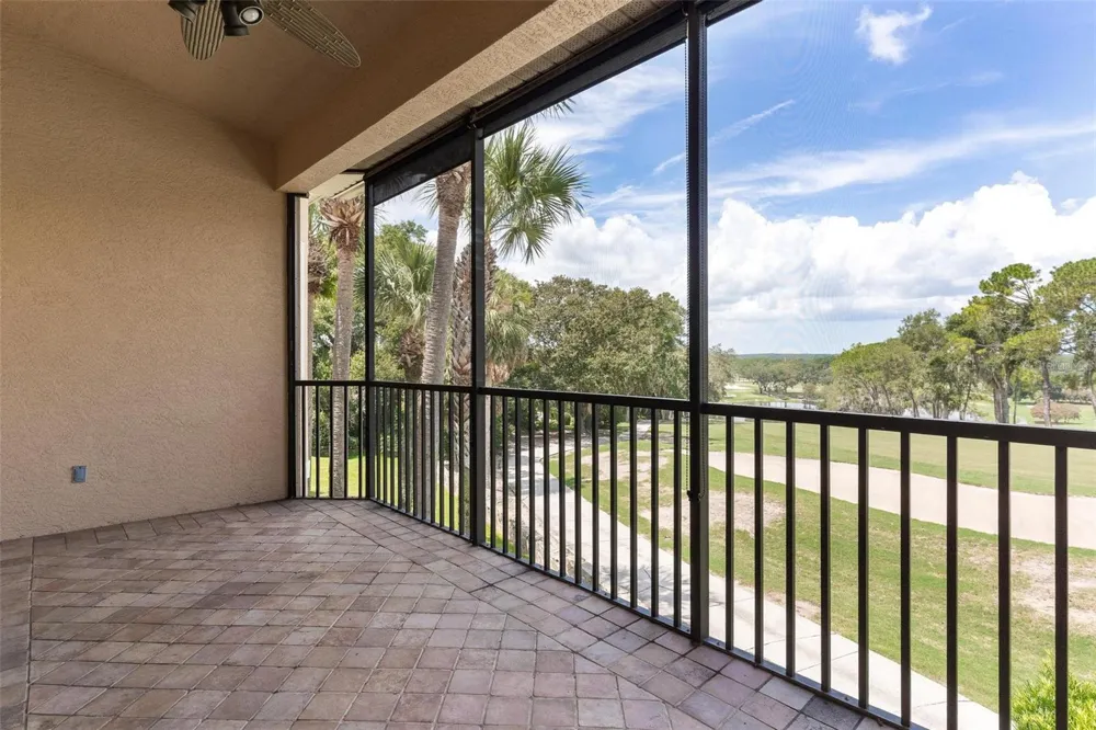 14 CAMINO REAL BOULEVARD #14 Howey In The Hills, FL 34737