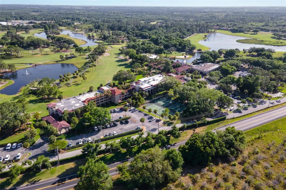 14 CAMINO REAL BOULEVARD #14 Howey In The Hills, FL 34737