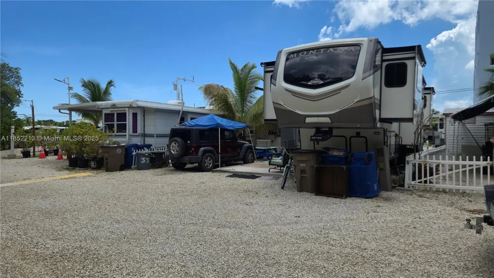 325 Calusa St lot 333 Key Largo, FL 33037