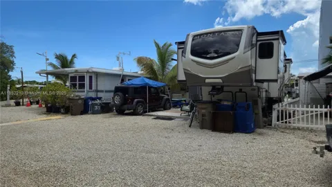 325 Calusa St lot 333