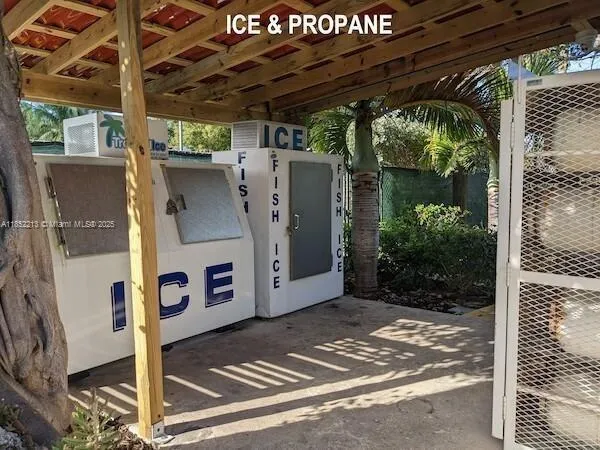 325 Calusa St lot 333 Key Largo, FL 33037