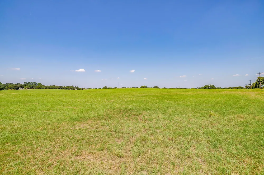 601 Cr-805 Keene, TX 76031