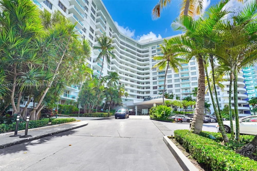 5151 Collins Ave #1519 Miami Beach, FL 33140