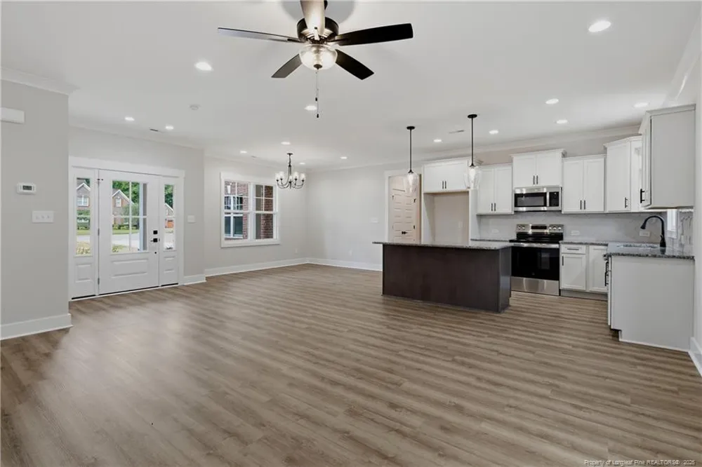 154 Ridge Stone Drive Autryville, NC 28318