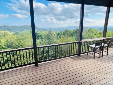 180 Windy Knoll