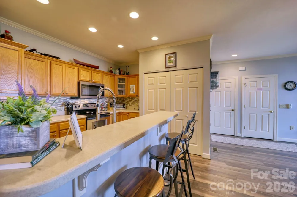 180 Windy Knoll Banner Elk, NC 28604
