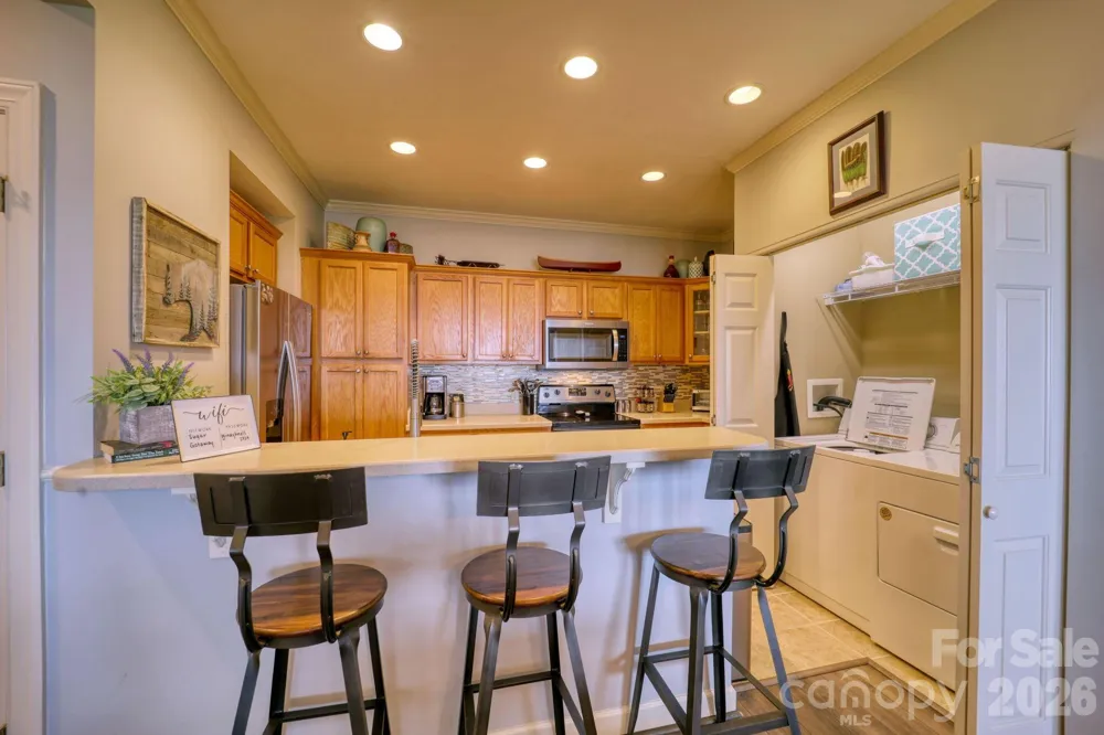 180 Windy Knoll Banner Elk, NC 28604