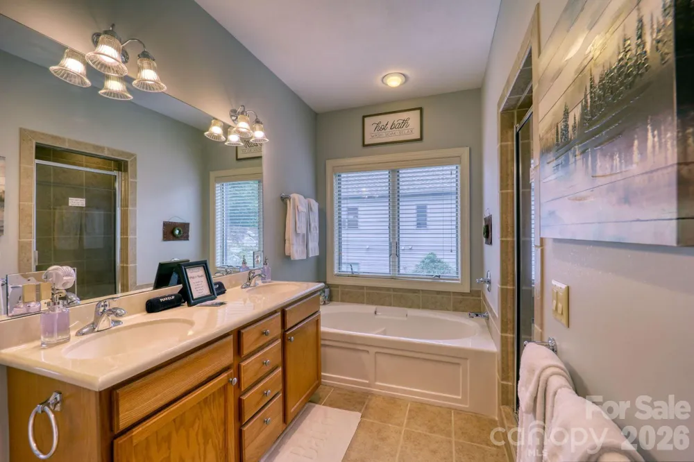 180 Windy Knoll Banner Elk, NC 28604
