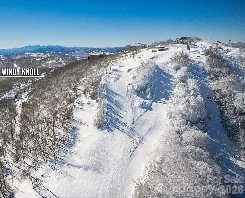 180 Windy Knoll Banner Elk, NC 28604