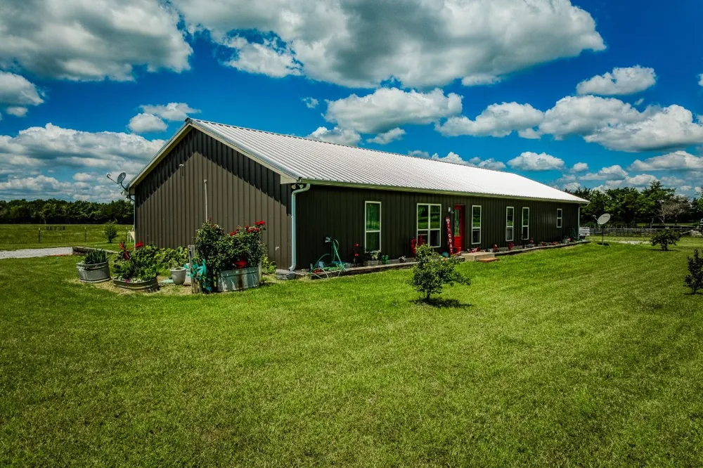 1850 LCR 439 Groesbeck, TX 76667
