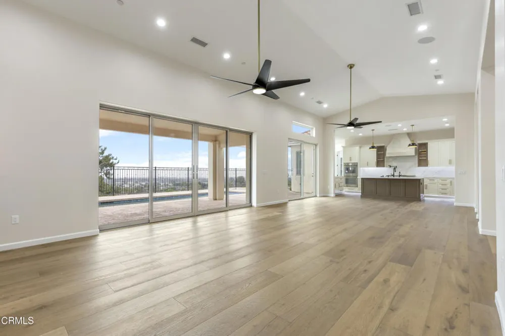 6174 Cobblestone Drive Ventura, CA 93003
