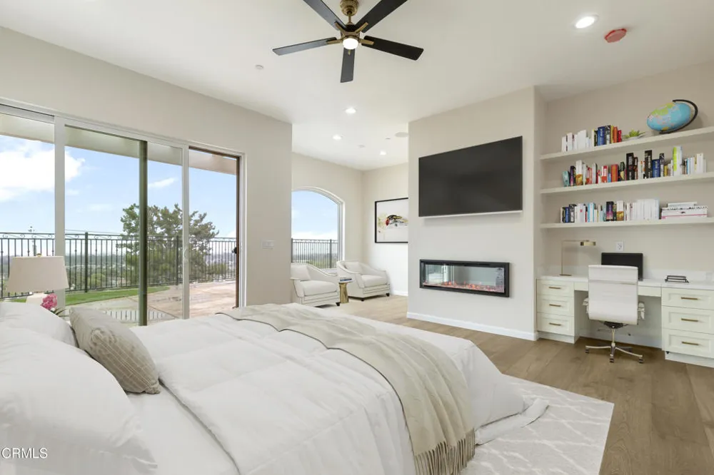 6174 Cobblestone Drive Ventura, CA 93003