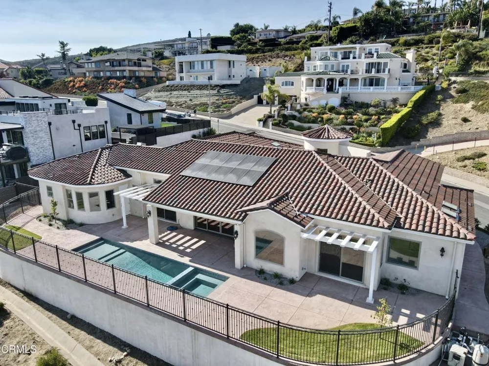 6174 Cobblestone Drive Ventura, CA 93003