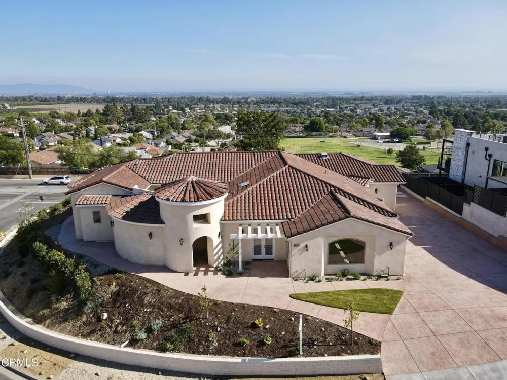 6174 Cobblestone Drive Ventura, CA 93003
