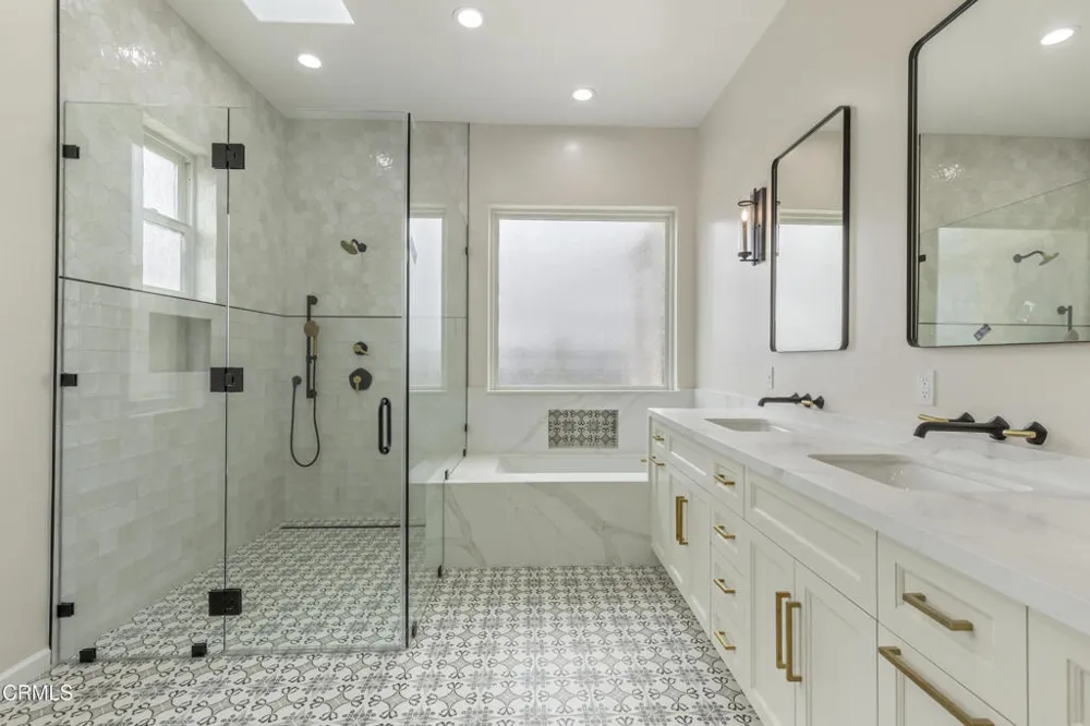 6174 Cobblestone Drive Ventura, CA 93003
