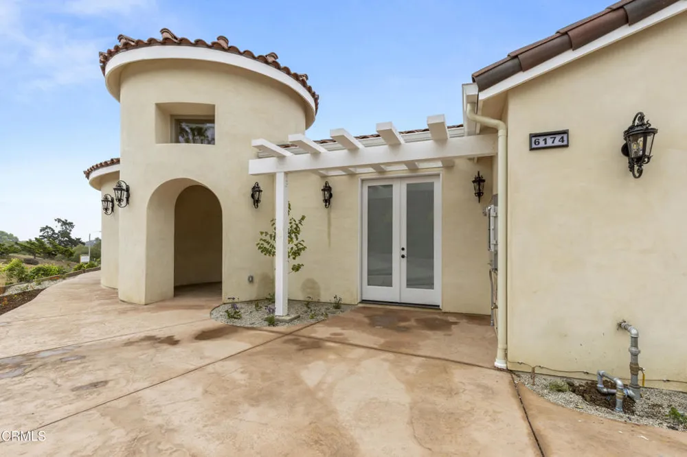 6174 Cobblestone Drive Ventura, CA 93003