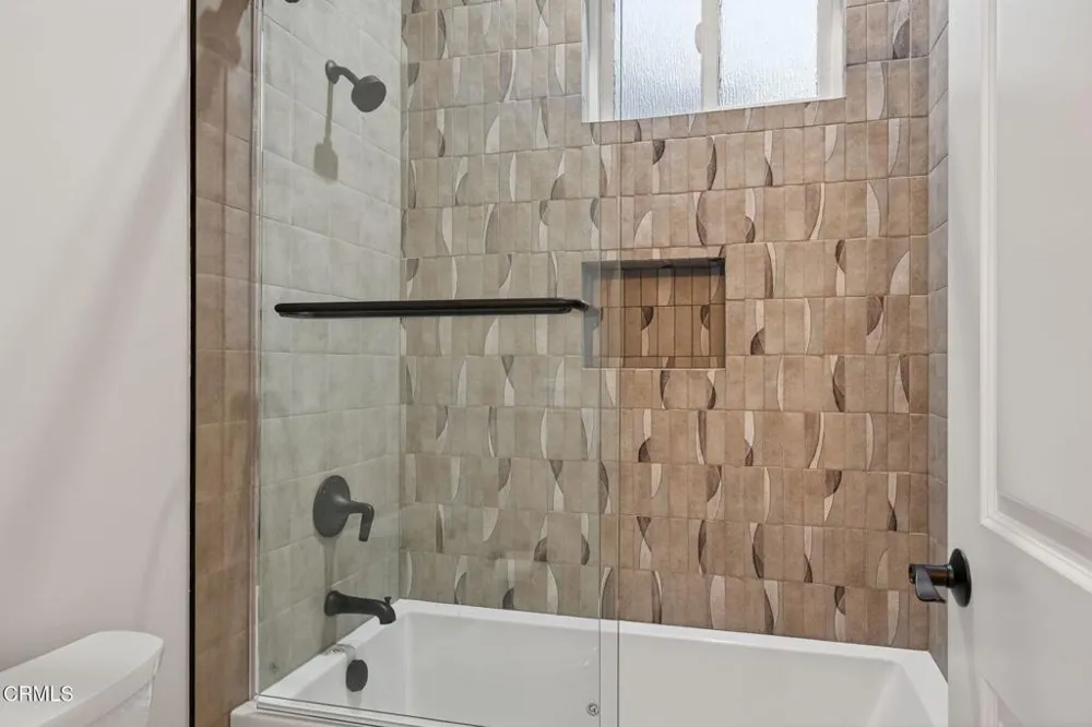 6174 Cobblestone Drive Ventura, CA 93003