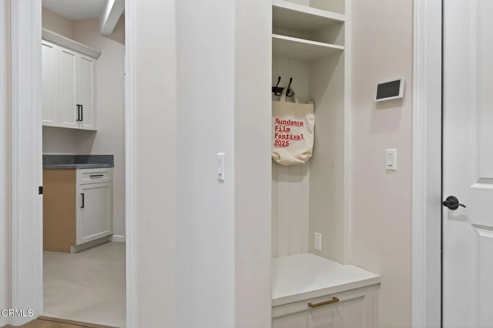 6174 Cobblestone Drive Ventura, CA 93003