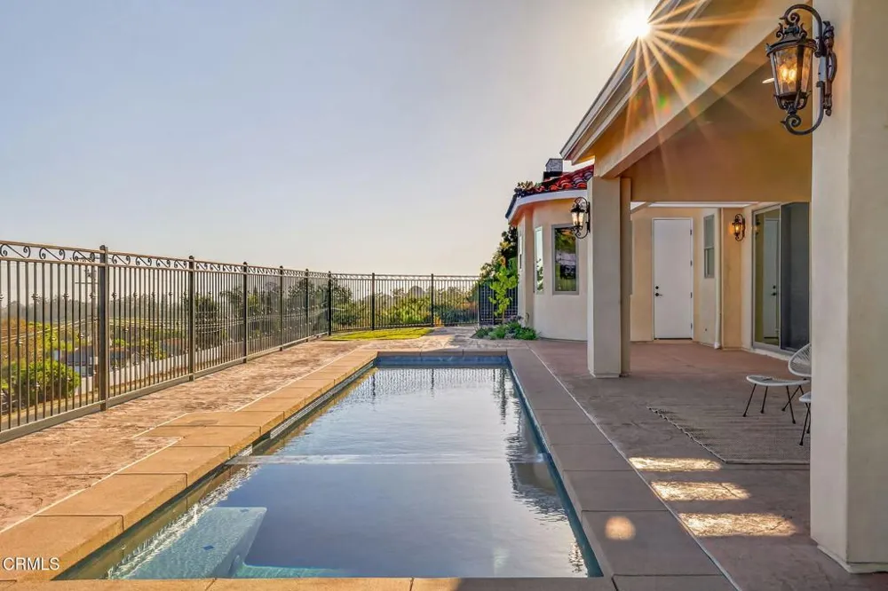 6174 Cobblestone Drive Ventura, CA 93003