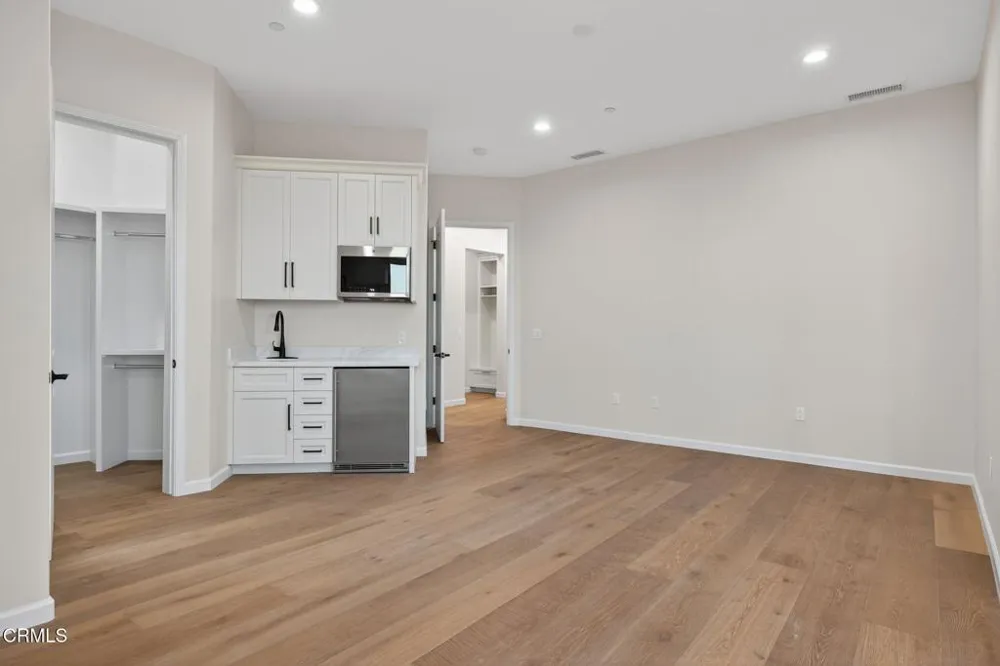 6174 Cobblestone Drive Ventura, CA 93003
