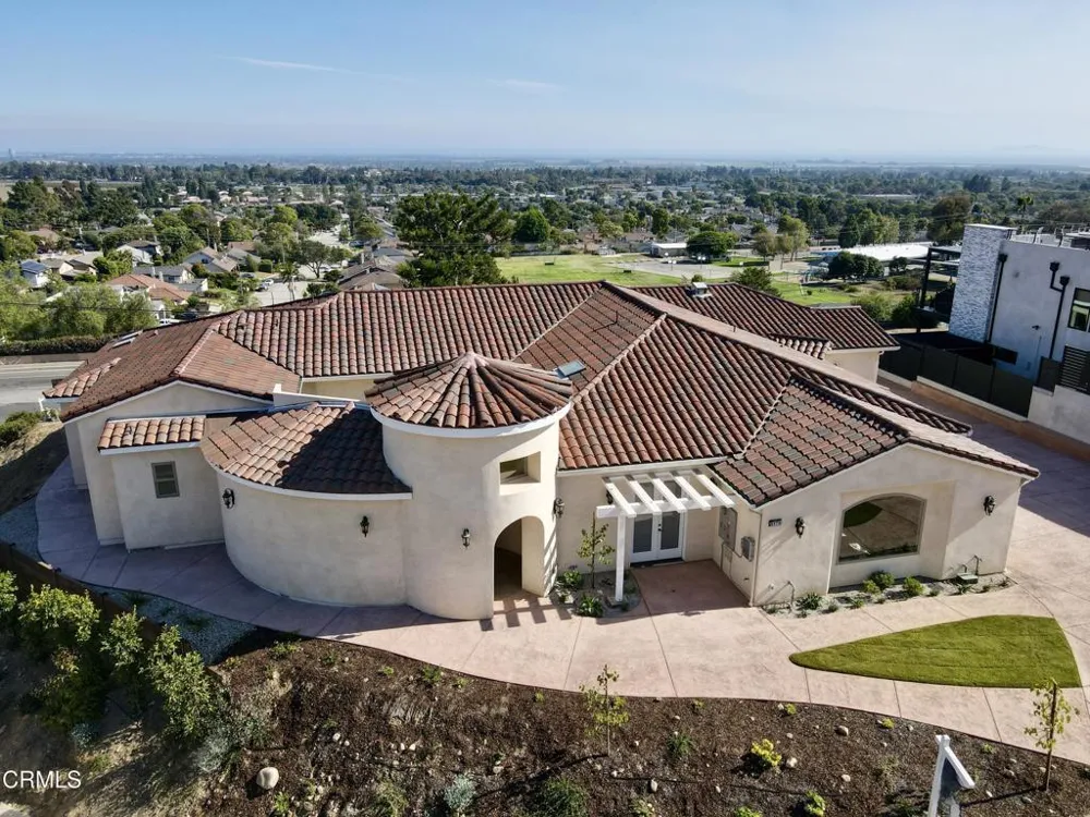 6174 Cobblestone Drive Ventura, CA 93003