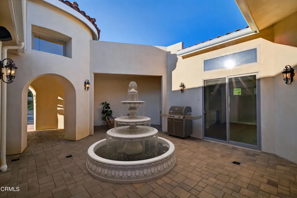 6174 Cobblestone Drive Ventura, CA 93003